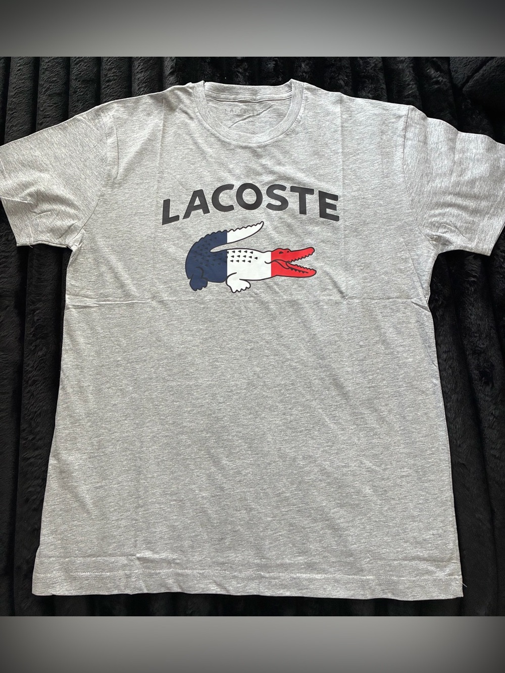 New Men’s Lacoste Graphic Gray T-shirt Size L